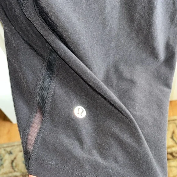 Lululemon Pace Breaker Lined Short 9" Medium (EUC) - Picture 6 of 16